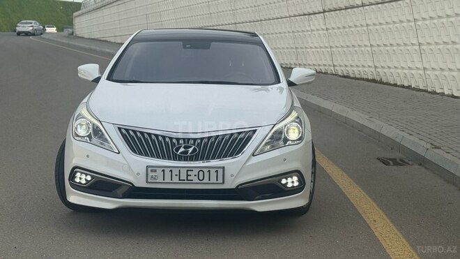 Hyundai Grandeur 2015, 232,900 km - 2.2 l - Bakı