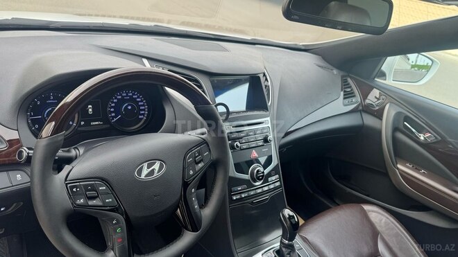 Hyundai Grandeur 2015, 232,900 km - 2.2 l - Bakı