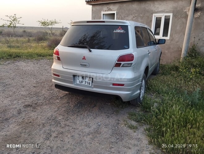 Mitsubishi Airtrek 2002, 400,000 km - 2.0 l - Biləsuvar