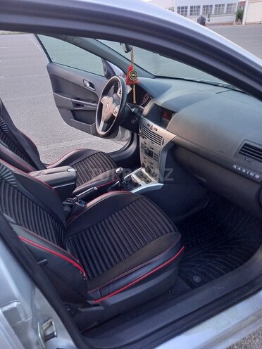 Opel Astra 2010, 229,000 km - 1.4 l - Gəncə