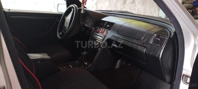 Mercedes C 200 1997, 364,605 km - 2.0 л - Qax