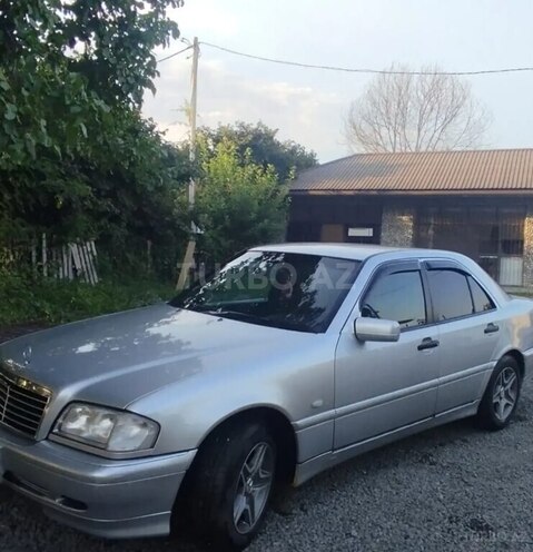 Mercedes C 200 1997, 364,605 km - 2.0 л - Qax