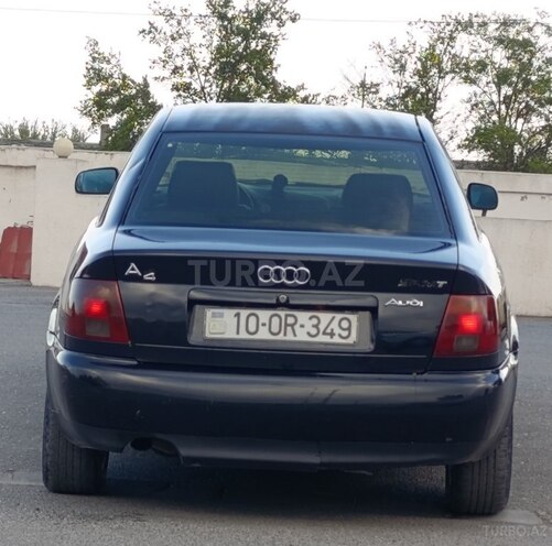 Audi A4 1996, 245,000 km - 1.6 l - Bərdə