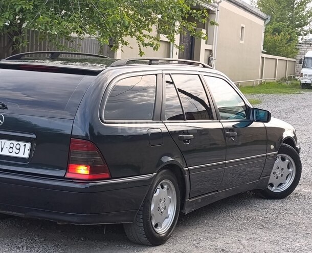 Mercedes C 220 d 2000, 245,000 km - 2.2 l - Bərdə