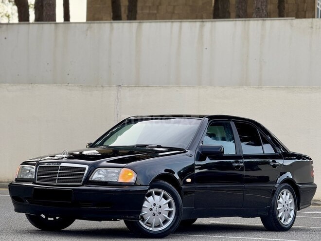 Mercedes C 200 1999, 321,221 km - 2.0 l - Bakı