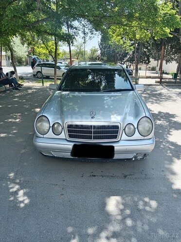 Mercedes E 220 d 1997, 55,280 km - 2.2 l - Sumqayıt