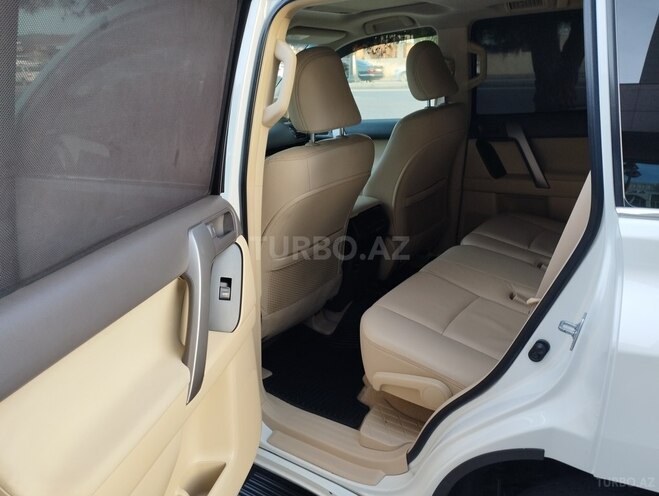 Toyota Land Cruiser Prado 2014, 172,000 km - 2.7 л - Bakı