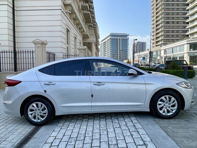 Hyundai Elantra 2017, 78,835 km - 1.6 l - Bakı