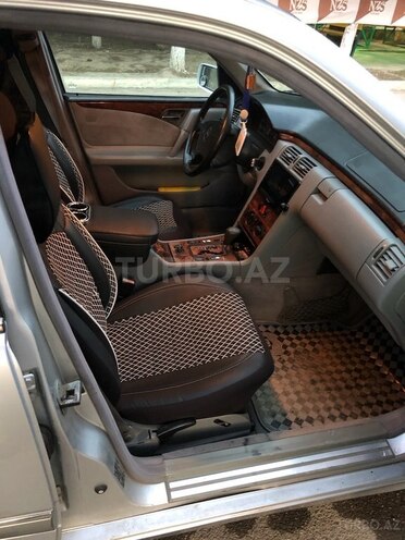 Mercedes E 230 1998, 295,000 km - 2.3 l - Şirvan