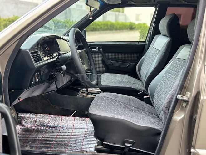 Mercedes 190 1990, 267,800 km - 2.0 l - Bakı