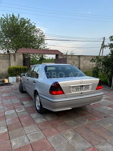 Mercedes C 180 2000, 288,000 km - 1.8 l - Masallı