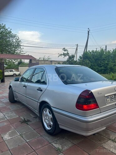 Mercedes C 180 2000, 288,000 km - 1.8 l - Masallı