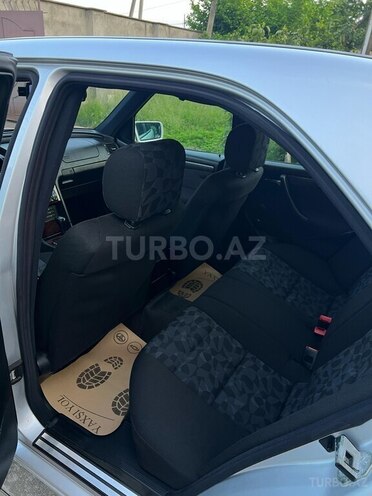 Mercedes C 180 2000, 288,000 km - 1.8 l - Masallı