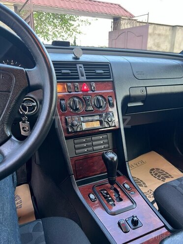Mercedes C 180 2000, 288,000 km - 1.8 l - Masallı