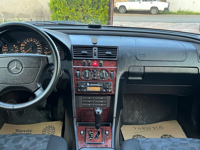 Mercedes C 180 2000, 288,000 km - 1.8 l - Masallı