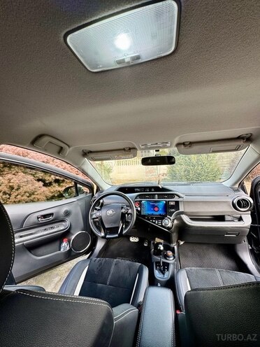 Toyota Aqua 2015, 59,000 km - 1.5 l - Zaqatala