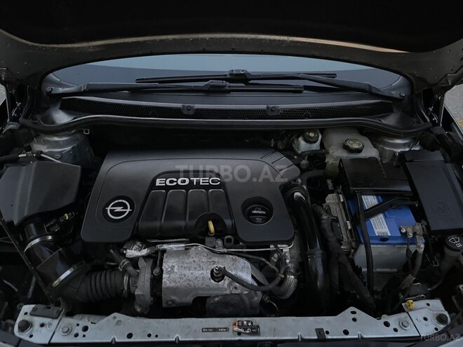 Opel Astra 2015, 140,700 km - 1.6 л - Bakı