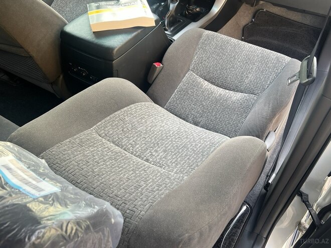 Toyota Land Cruiser Prado 2009, 190,000 km - 2.7 l - Bakı