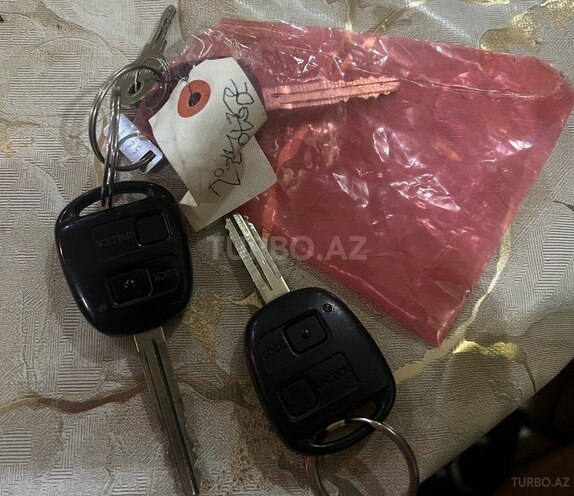 Toyota Land Cruiser Prado 2009, 190,000 km - 2.7 l - Bakı