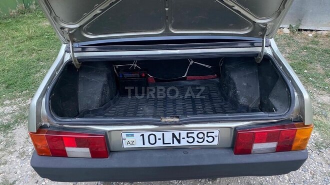 LADA (VAZ) 21099 2003, 445,389 km - 1.6 l - Quba