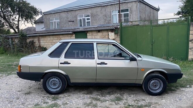 LADA (VAZ) 21099 2003, 445,389 km - 1.6 l - Quba