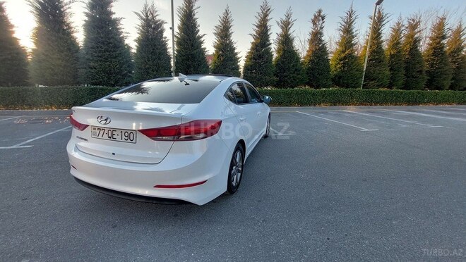 Hyundai Elantra 2017, 72,000 km - 2.0 л - Şəki