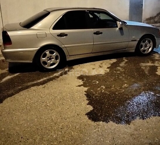 Mercedes C 180 2000, 560,000 km - 1.8 l - Bakı