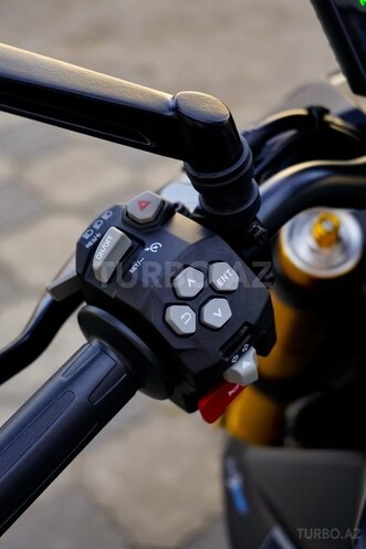TVS Apache RR 310-12