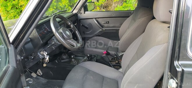 LADA (VAZ) Niva 1999, 180,000 km - 1.7 l - Qusar
