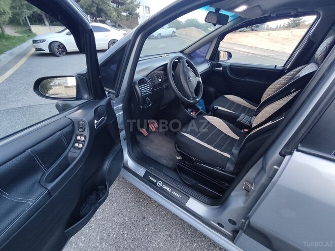 Opel Zafira 1999, 350,000 km - 1.8 л - Qusar
