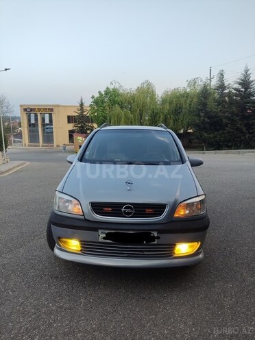 Opel Zafira 1999, 350,000 km - 1.8 л - Qusar