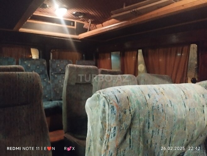 Mercedes Sprinter 208 1996, 250 km - 2.2 l - Qazax
