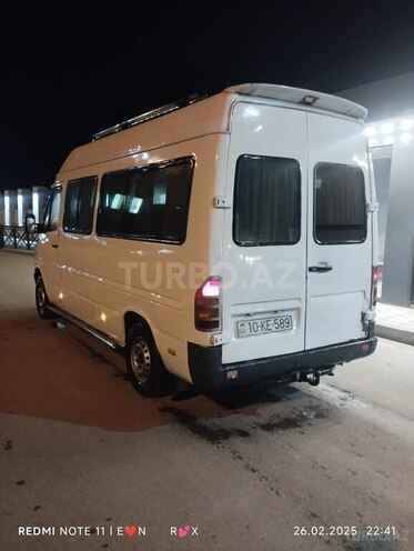 Mercedes Sprinter 208 1996, 250 km - 2.2 l - Qazax
