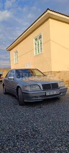 Mercedes C 200 2000, 250,000 km - 2.0 l - Salyan