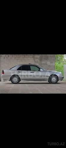 Mercedes C 200 2000, 250,000 km - 2.0 l - Salyan