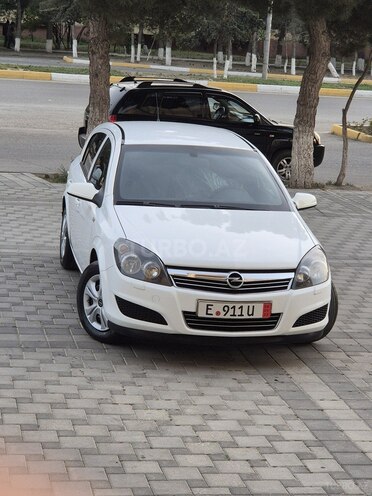 Opel Astra 2009, 210,300 km - 1.4 l - Sumqayıt
