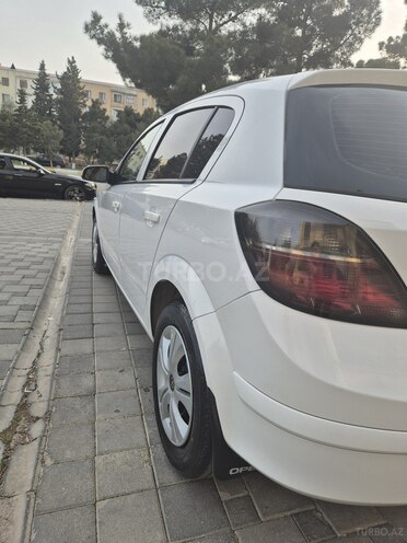 Opel Astra 2009, 210,300 km - 1.4 l - Sumqayıt