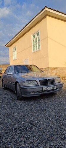Mercedes C 200 2000, 250,000 km - 2.0 l - Salyan