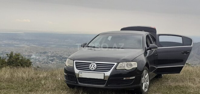 Volkswagen Passat 2005, 300,000 km - 2.0 l - Bakı