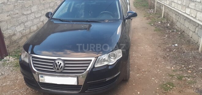 Volkswagen Passat 2005, 300,000 km - 2.0 l - Bakı