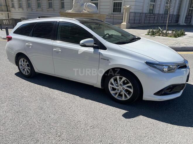 Toyota Auris 2015, 187,000 km - 1.8 l - Bakı