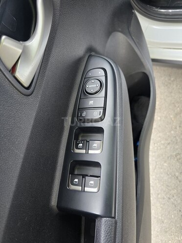 Kia Rio X-Line 2021, 52,000 km - 1.6 л - Bakı