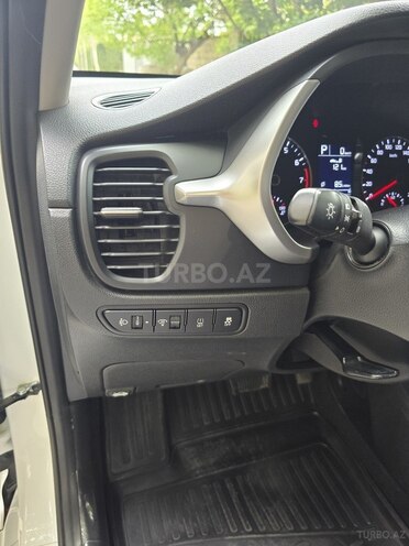 Kia Rio X-Line 2021, 52,000 km - 1.6 л - Bakı