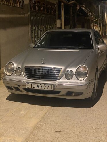 Mercedes E 280 2000, 323,000 km - 2.8 l - Bakı
