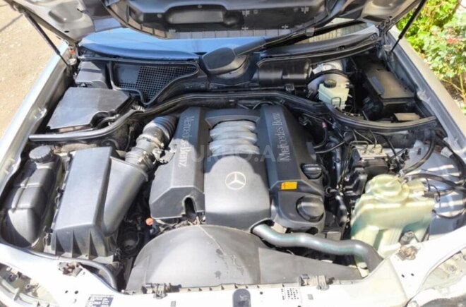 Mercedes E 240 1997, 390,000 km - 2.4 l - Bakı