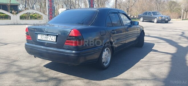 Mercedes C 180 1995, 256,563 km - 1.8 л - Qəbələ