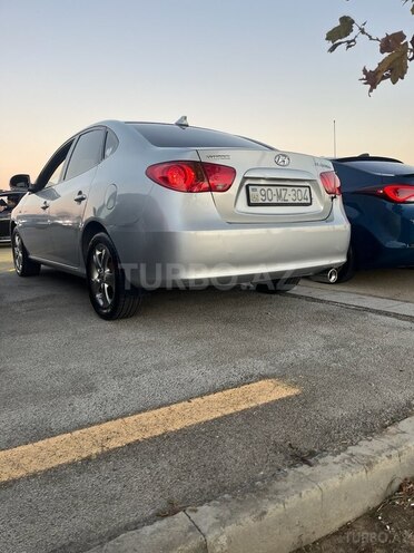 Hyundai Elantra 2009, 240,000 km - 2.0 l - Bakı