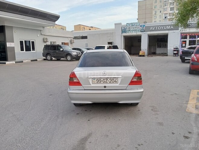 Mercedes C 230 2000, 310,512 km - 2.3 l - Sumqayıt