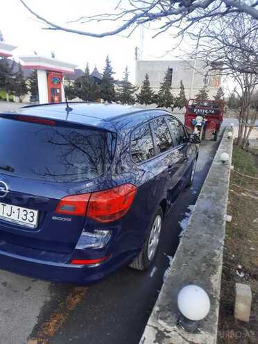Opel Astra 2011, 305,000 km - 1.3 l - Mingəçevir