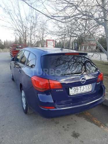Opel Astra 2011, 305,000 km - 1.3 l - Mingəçevir